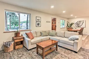 Redwood Home/Hot Tub/Near UofO and River Path. - Image 4