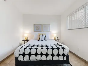 Pet Friendly Getaway with 2 Pools - Image 5