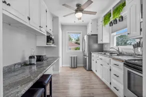 Sleeps 8 | Private Pool Retreat | 3 Min to DT - Image 2