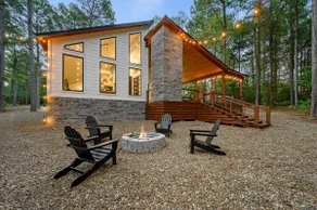 Modern Luxe Upscale Cabin- Two Knights - Image 2