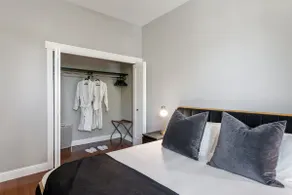 Modern 2BR Victorian&Quiet Street • 30% off July - Image 5