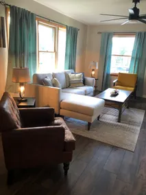 The Lake House, eclectic retreat close to YS! - Image 5