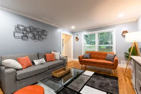 Modern Luxury w/ Pool Table 3BR/5BD Sleeps 10 - Image 2