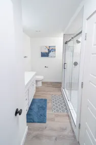 Modern 1BR in the Heart of Downtown Springdale - Image 2