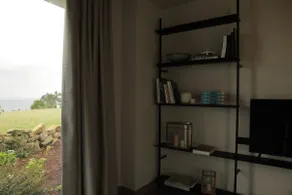 Apartment with a large terrace and ocean views - Image 3