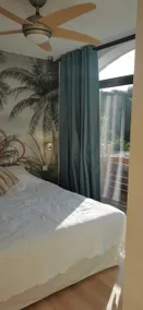 Garden level apartment with pool - Image 4