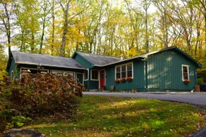 Woodlands Retreat - Image 2