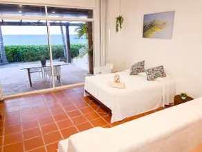 Large Oceanfront Terrace C - Image 4