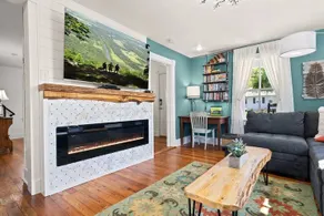 Peaceful Valley Farmhouse; Mountain View, King Bed - Image 3