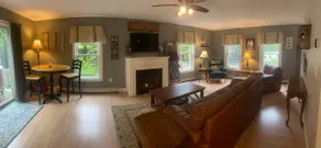 Modern Farmhouse near New London and Sunapee - Image 2