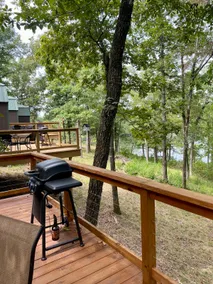 Cabin 1 | The Willow | Lakeside Retreat - Image 2