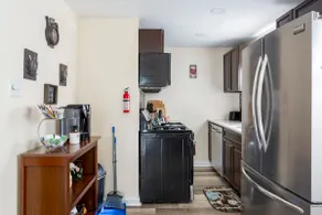 Stylish 3-Bdrm Home Near Airport, Stadiums & City - Image 4