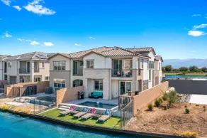 Lakefront Luxury Villa 4 bedroom+loft with Pool - Image 3