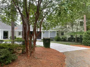 Center of Village|Golf Cart Available|Sleep 10 - Image 2
