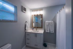 Cheerful Nautical Home near Siesta Key - Image 4