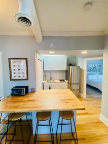 Spacious 3 BR Apartment - Image 2