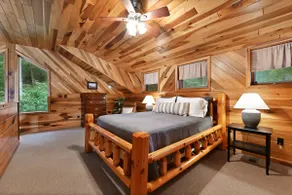 Cozy Couples Cabin! Hot Tub! Romantic! - Image 3