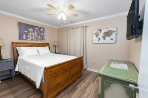Pet Friendly 3BR Retreat, King Bed, Fenced Yard - Image 4