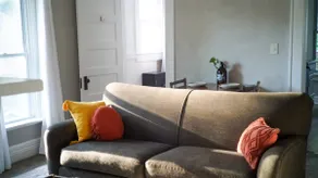 The Waffle House: Historic Full Downtown Apartment - Image 3