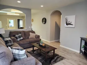 Humboldt Getaway! New 3bed 2bath house by the bay. - Image 2