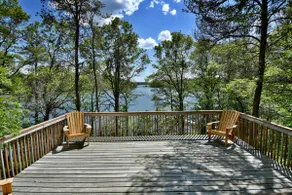 Beautiful Cedar Chalet Lake Cabin on Middle Lake!!! - Image 2