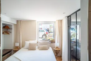Independent, peaceful cocoon in the heart of the village - sleeps 4 - Image 5