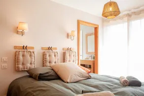 quiet villa with Pyrenees view - Image 4