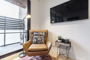 IndustrialStyle Pad in Cool Grungy Neighborhood - Image 3