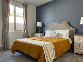 New and cozy attached guest suite - Image 3