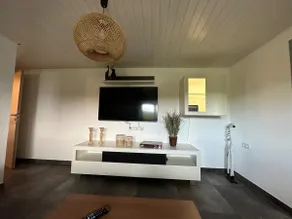 Cozy apartment with hot tub and sauna - Image 5