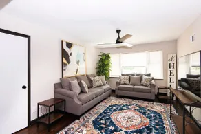 Ravishing 1-Bedroom Apartment with Street Parking - Image 3