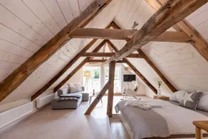 Parkside apartment with sauna - Image 3