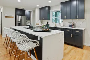 RELAX HeRE•Wooded Luxury Cabin•SUPERHOST•4 Suites• - Image 2