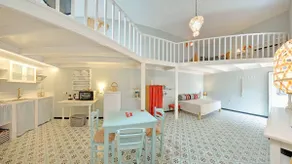 Sophias House - Image 4