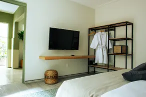 1BR Laredo Great Location Between Parks Condesa - Image 2