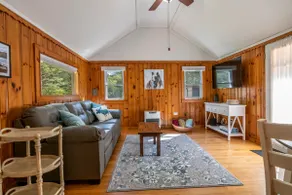 Great Location! 55” TV/Screen Porch/Firepit/Grill - Image 5