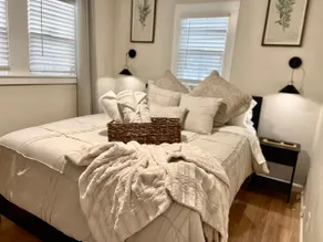 Little Lodi Lounge | Hot Tub, Walkable Downtown - Image 4