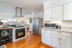 Beautiful updated family home in Oakwood - Image 5