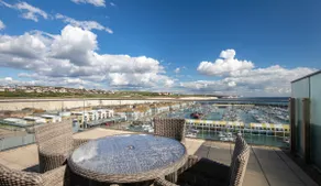 VIP | Seaview Penthouse | Hot Tub (+£125) | Modern - Image 5