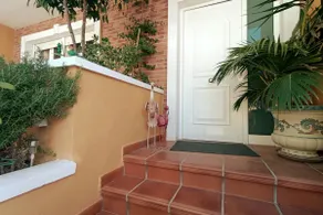Cozy and comfortable family home - Image 3