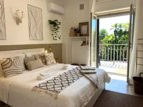 Cozy near Sea, Family friendly, Free parking & BBQ - Image 3