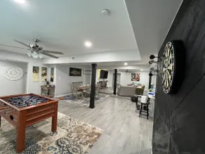Large 4 BR by the Water! - Image 5