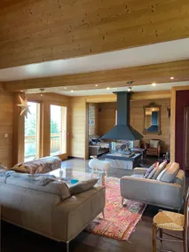 Contemporary chalet, panoramic view - Image 4