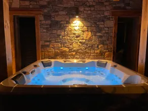 Ferroker Chalet 1750 m • Forest Sauna Jacuzzi - Image 3