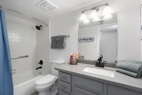Private Studio w/3 beds & Resort Pool Pass! - Image 4