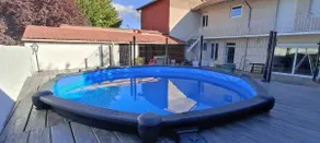 Very large pleasant townhouse with pool - Image 2