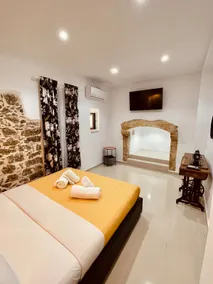 Luxury Villa Nipiditos est 1912 - Image 3