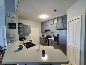 Spacious 2/2 ResortStyle Condo near Downtown Tampa - Image 3
