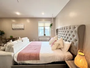 Luxury 1BR apartment | in center city - Image 5