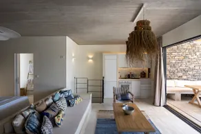 Akra Grammeno Beachfront Villas - Image 3